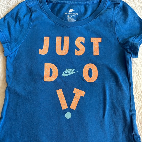 Lot of little girl graphic tees - Picture 4 of 8